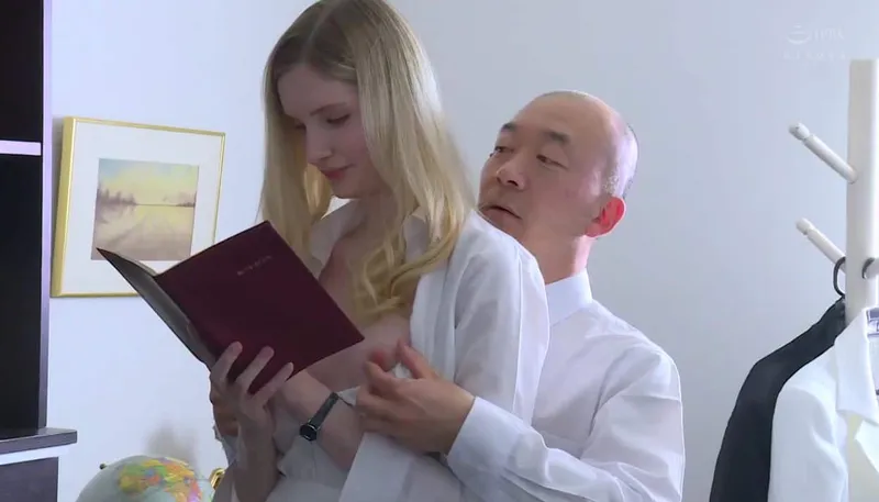 Vợ chấp nhận làm con ghệ cho đối tác của ông xã để trả nợ